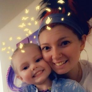 Meet your Posher, Tiffany